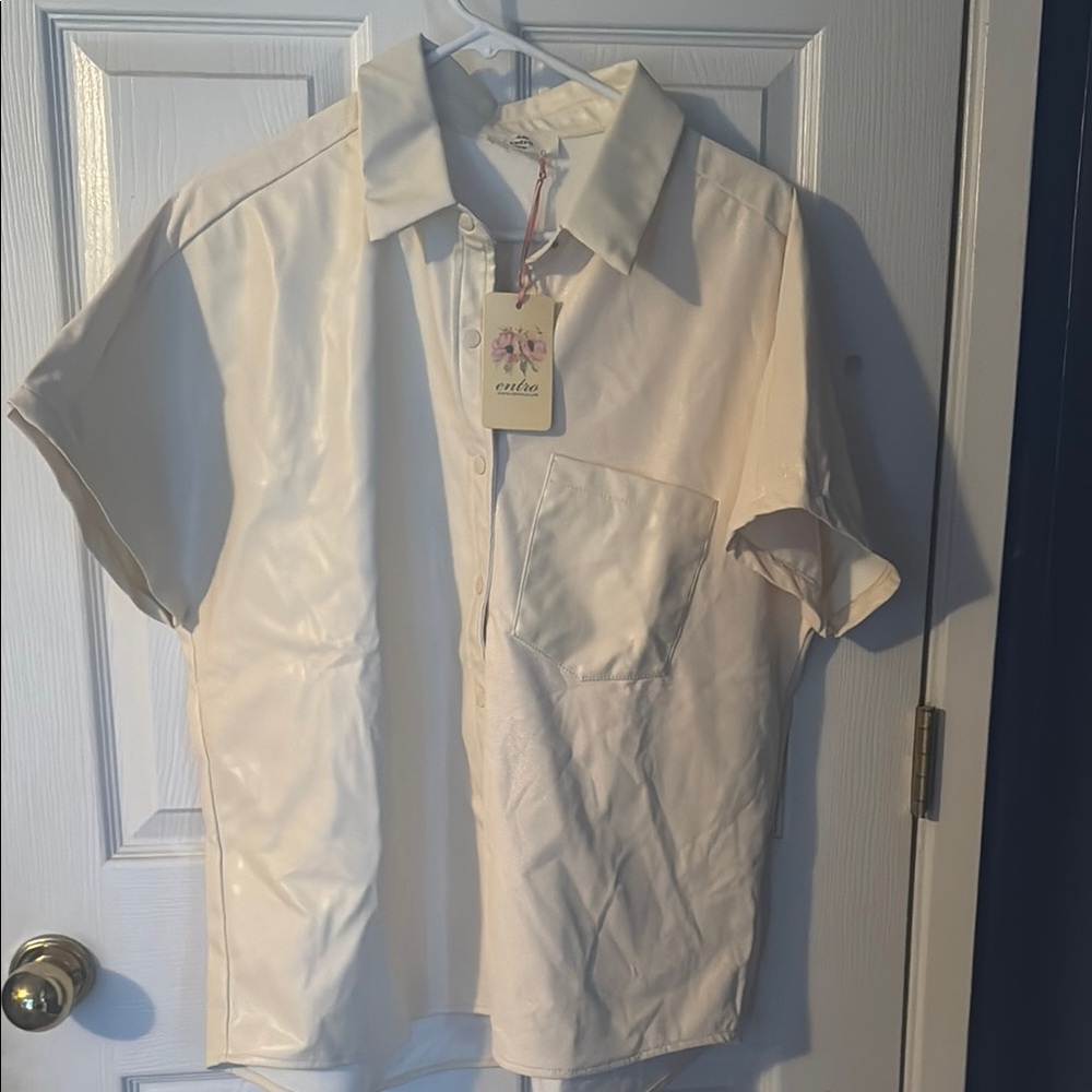 Women’s Pleather shortsleeved—subtle snakeskin detail